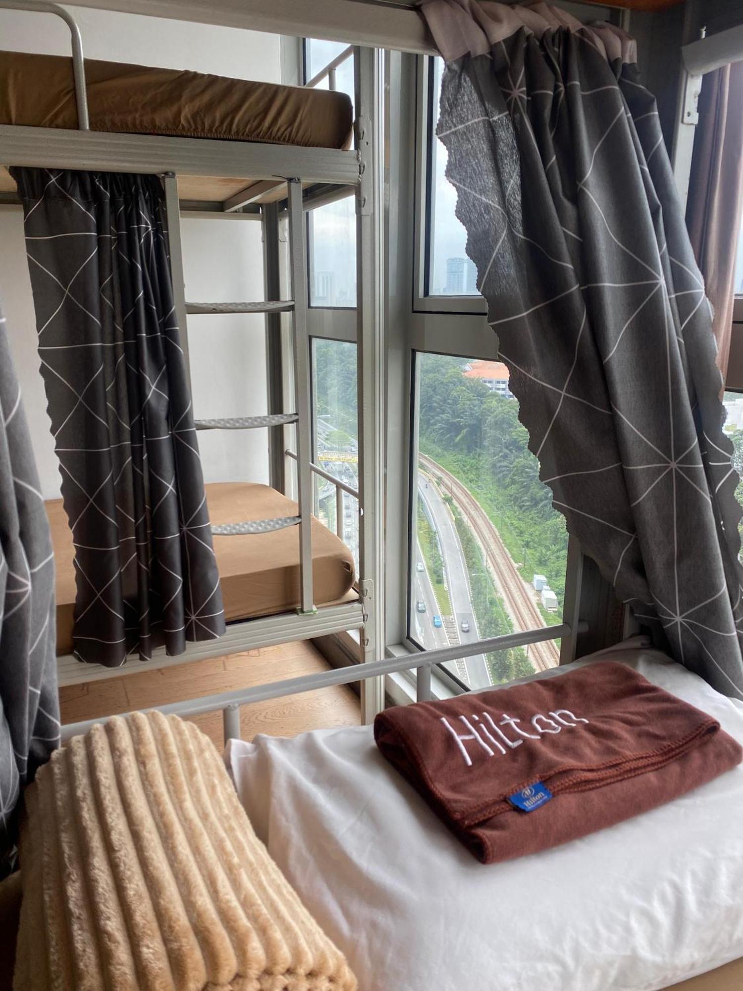 Regalia Bestfriend Hostel Kuala Lumpur Exterior foto